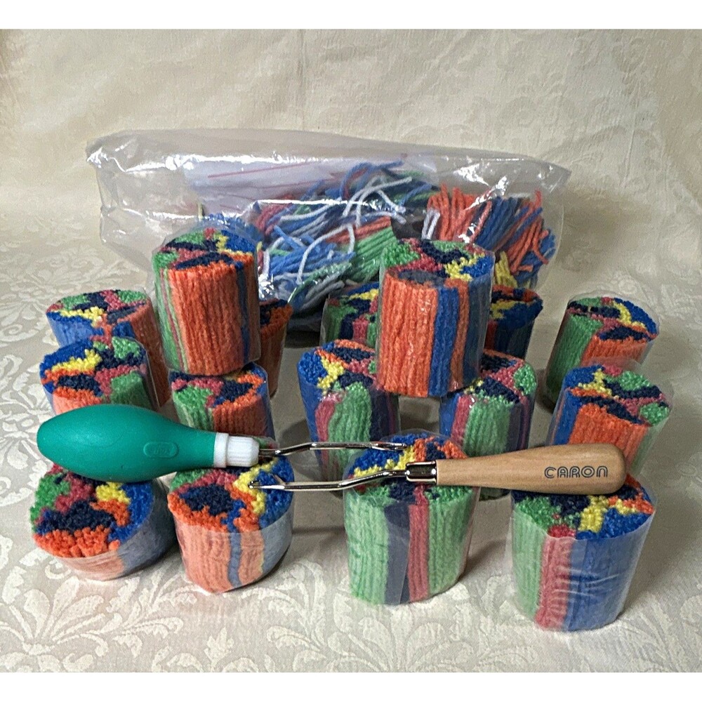 Ultimate Vintage Latch Hook Kit Lot 16 Yarn Rolls Tools Wood Ergonomic Grips